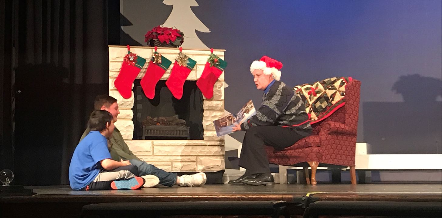 Columbian Christmas Extravaganza Show Image